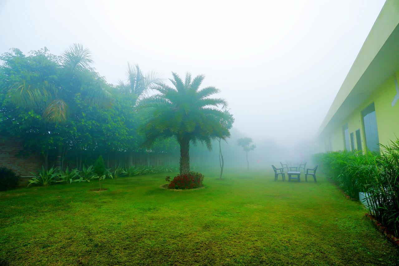 V Chambal Paradise Hotel