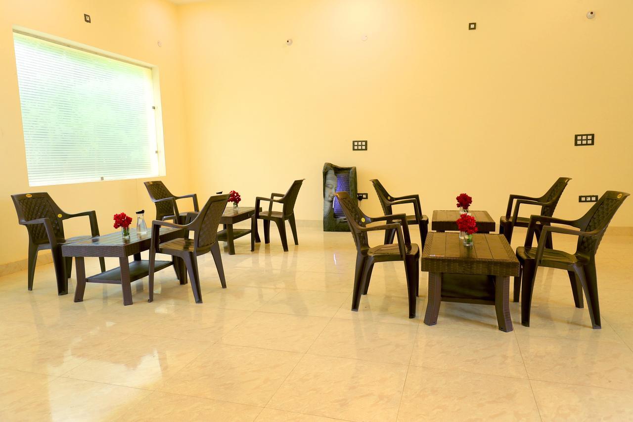 V Chambal Paradise 3*